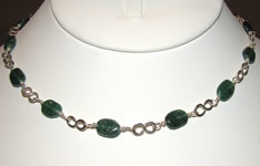 aventurine and hammered links necklace